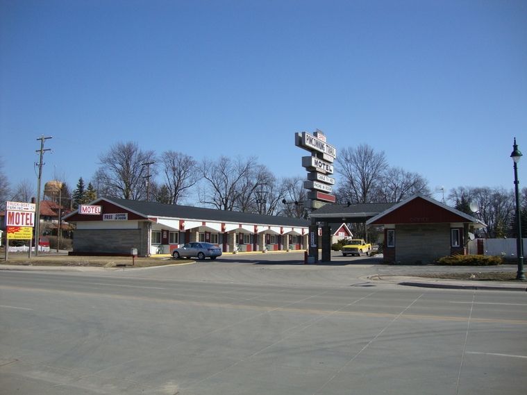 Pinconning Trail Inn Motel Exterior foto